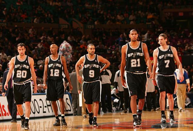 当地教练笑 当地教练笑